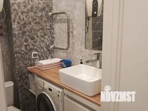 Студия квартира, посуточно, 39м2, 4/7 этаж