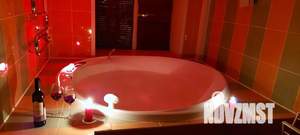 2-к квартира, посуточно, 40м2, 4/5 этаж