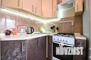 2-к квартира, посуточно, 62м2, 5/5 этаж