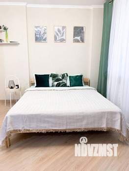 Студия квартира, посуточно, 30м2, 2/17 этаж