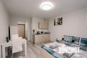 Студия квартира, посуточно, 28м2, 3/18 этаж