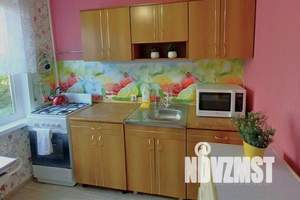 2-к квартира, посуточно, 45м2, 4/5 этаж