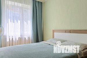 2-к квартира, посуточно, 50м2, 1/5 этаж