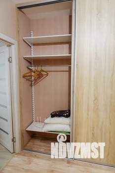 Студия квартира, посуточно, 30м2, 2/17 этаж