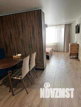 Студия квартира, посуточно, 38м2, 16/17 этаж