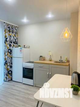 1-к квартира, посуточно, 36м2, 1/17 этаж