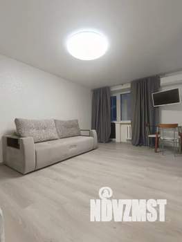 Студия квартира, посуточно, 30м2, 4/5 этаж