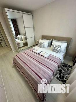 1-к квартира, посуточно, 42м2, 15/18 этаж