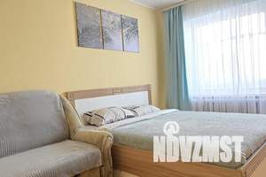2-к квартира, посуточно, 50м2, 1/5 этаж