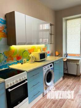 1-к квартира, посуточно, 40м2, 1/18 этаж