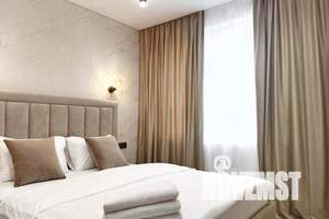 2-к квартира, посуточно, 42м2, 15/17 этаж