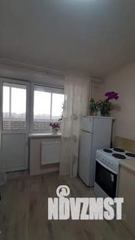 1-к квартира, посуточно, 33м2, 9/18 этаж