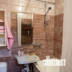 1-к квартира, посуточно, 38м2, 2/5 этаж