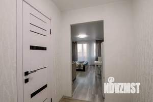 Студия квартира, посуточно, 28м2, 3/18 этаж