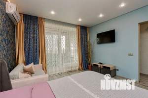 1-к квартира, посуточно, 40м2, 1/1 этаж