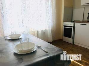1-к квартира, посуточно, 42м2, 1/1 этаж