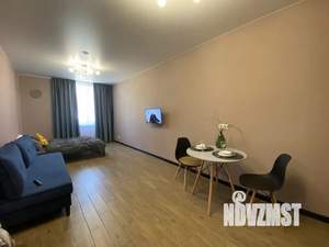 Студия квартира, посуточно, 33м2, 1/18 этаж