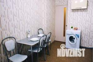 1-к квартира, посуточно, 40м2, 17/17 этаж