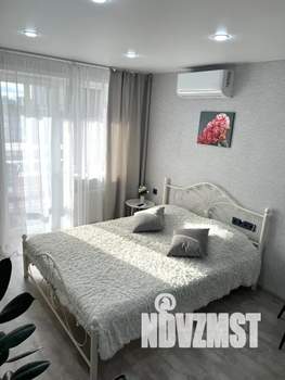 Студия квартира, посуточно, 30м2, 10/17 этаж