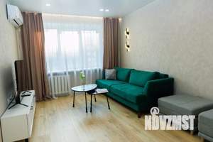 2-к квартира, посуточно, 44м2, 1/1 этаж