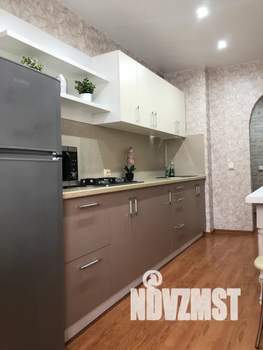 1-к квартира, посуточно, 39м2, 2/10 этаж