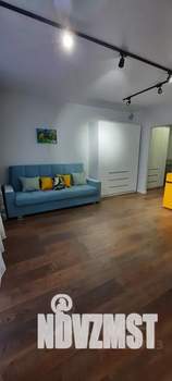 Студия квартира, посуточно, 35м2, 9/18 этаж