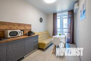 1-к квартира, посуточно, 38м2, 10/18 этаж