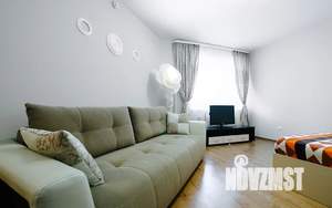 1-к квартира, посуточно, 38м2, 10/18 этаж