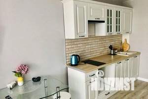 2-к квартира, посуточно, 46м2, 6/28 этаж