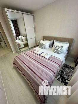 1-к квартира, посуточно, 42м2, 1/1 этаж