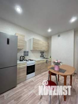 1-к квартира, посуточно, 39м2, 8/19 этаж