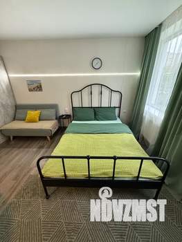 Студия квартира, посуточно, 25м2, 1/17 этаж