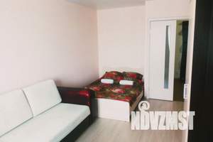 1-к квартира, посуточно, 40м2, 17/17 этаж