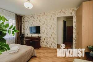 1-к квартира, посуточно, 36м2, 1/9 этаж