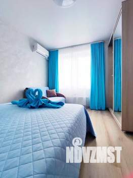 1-к квартира, посуточно, 43м2, 1/1 этаж