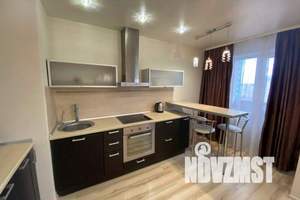 1-к квартира, посуточно, 39м2, 9/16 этаж