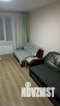 1-к квартира, посуточно, 37м2, 9/16 этаж