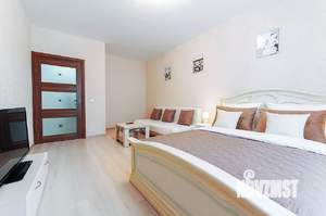 1-к квартира, посуточно, 38м2, 5/17 этаж