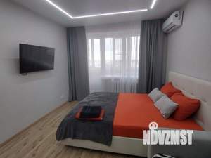 1-к квартира, посуточно, 36м2, 1/1 этаж