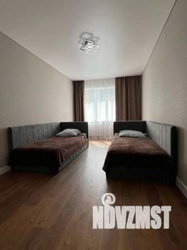 2-к квартира, посуточно, 80м2, 1/1 этаж