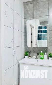 1-к квартира, посуточно, 46м2, 1/1 этаж