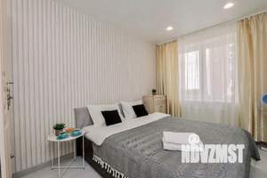 1-к квартира, посуточно, 37м2, 1/1 этаж