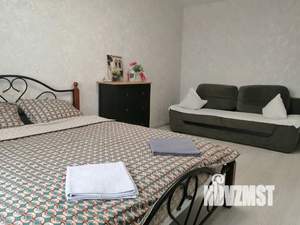1-к квартира, посуточно, 40м2, 15/16 этаж