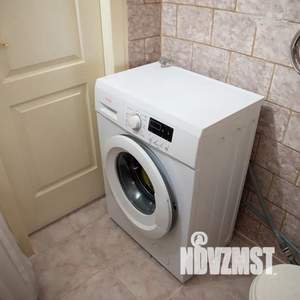 1-к квартира, посуточно, 38м2, 2/5 этаж