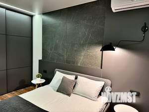 1-к квартира, посуточно, 40м2, 2/22 этаж