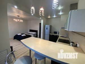 1-к квартира, посуточно, 39м2, 8/16 этаж