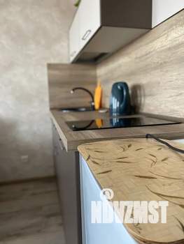 Студия квартира, посуточно, 36м2, 9/24 этаж