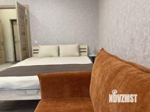 1-к квартира, посуточно, 42м2, 9/9 этаж