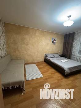 1-к квартира, посуточно, 32м2, 1/9 этаж