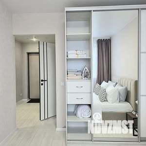 1-к квартира, посуточно, 42м2, 15/18 этаж